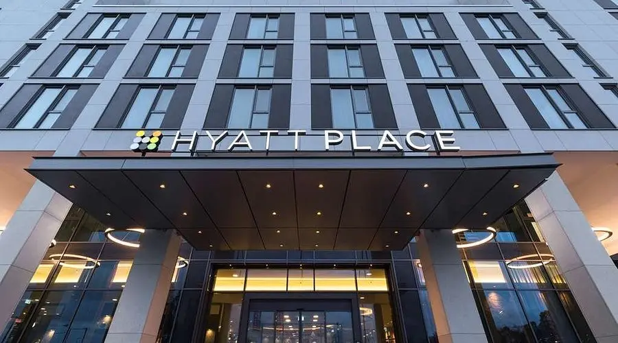 Hyatt Place Frankfurt Airport.